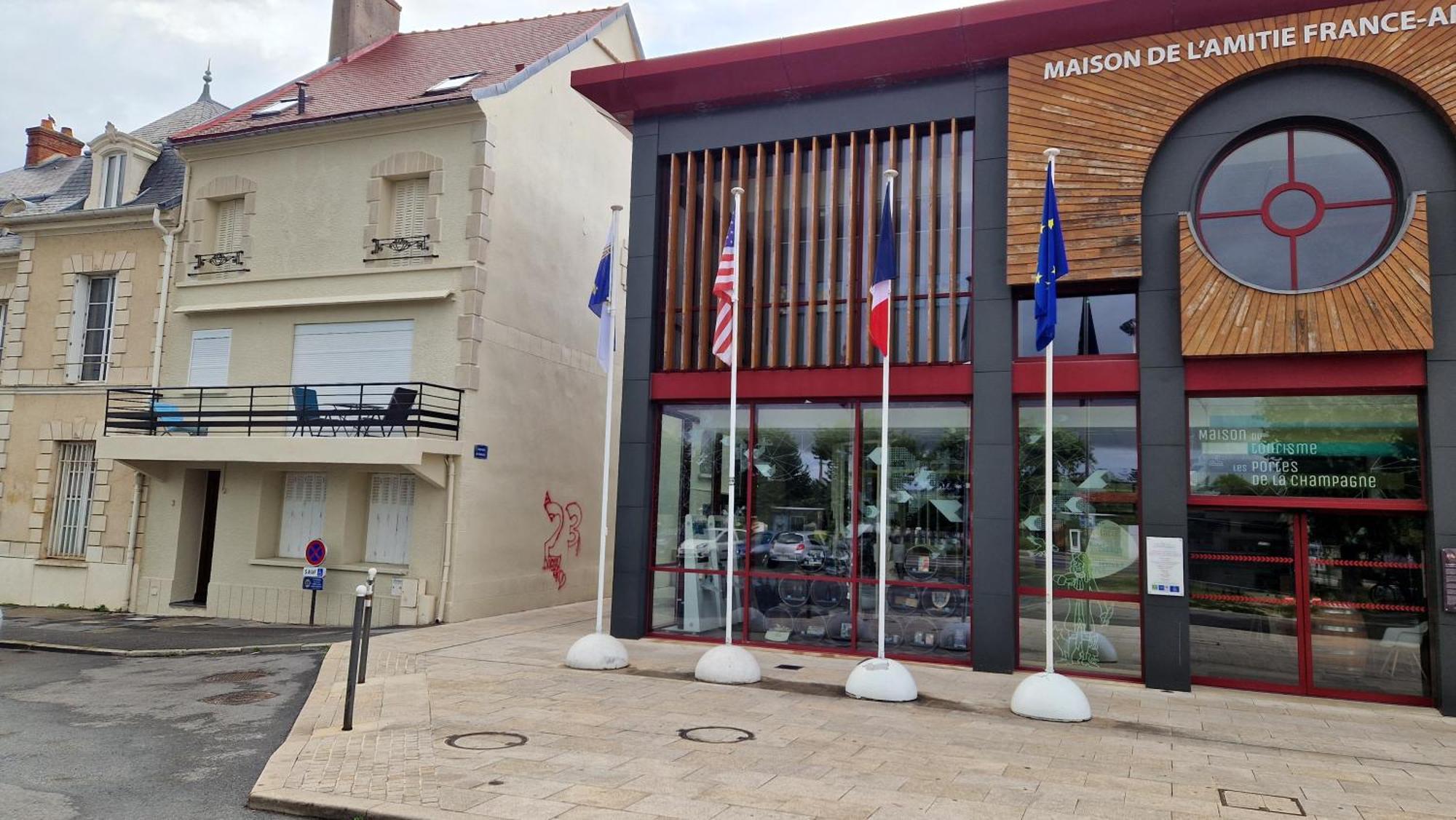 L'Hirondelle Apartment Château-Thierry Exterior foto